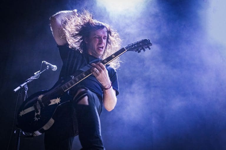 15 Best Small Music Venues in London (By a Concert Photographer)