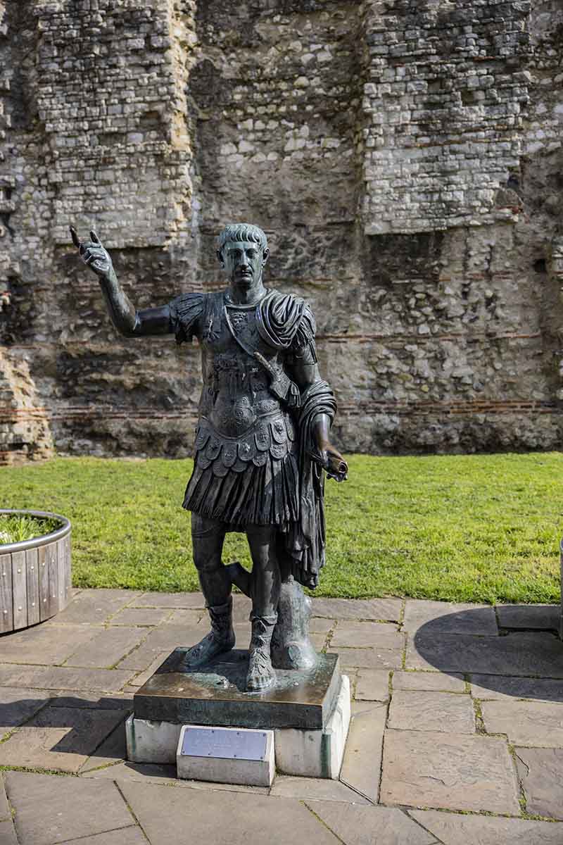 Free London Walk - Roman Wall