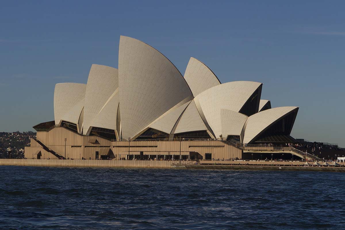 Image of the Sydney Opera House from the water