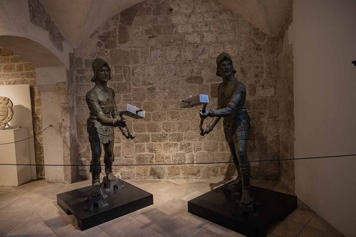 Maro and Baro - The original 'Greenies'